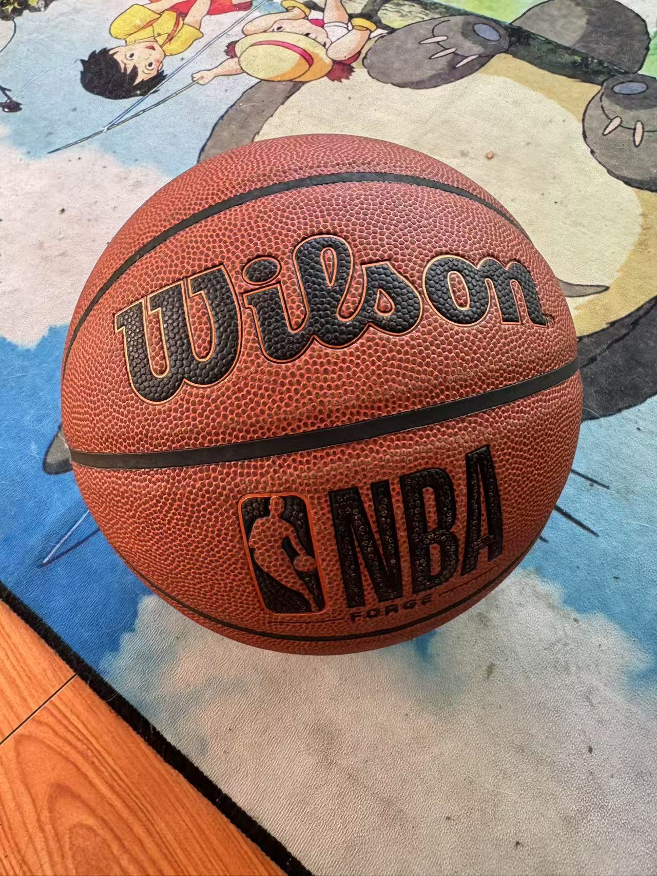  Basketball （almost new）