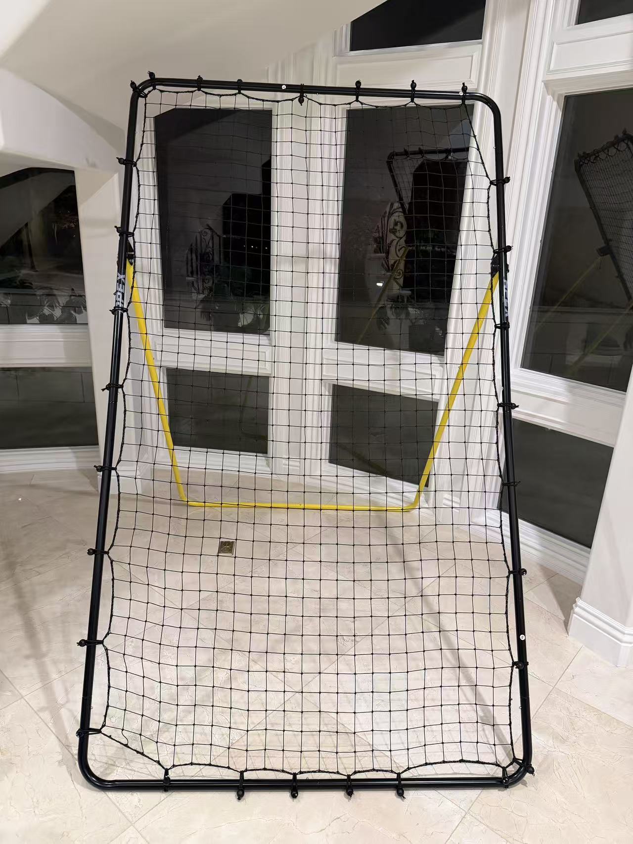 Volleyball rebound net 